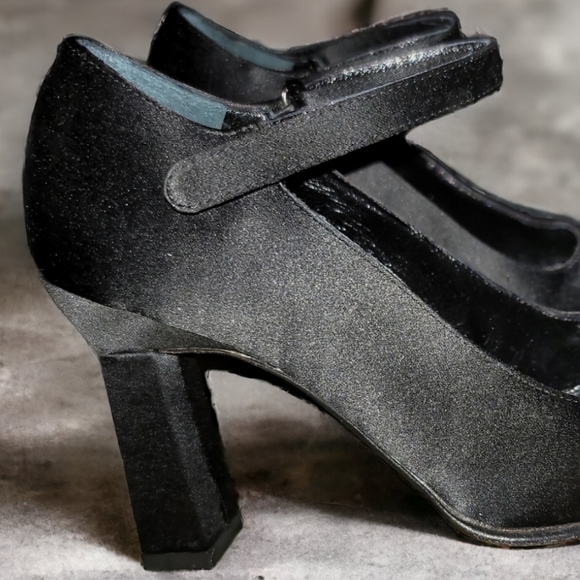David Aaron Vintage Like New Collection Blk Square Toe Velcro Ankle Strap Pump - Picture 3 of 6